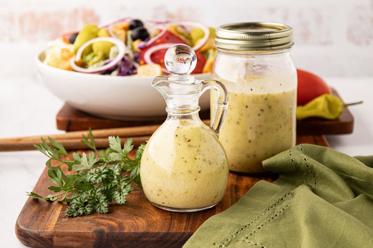 Copycat Olive Garden Italian Dressing Recipe